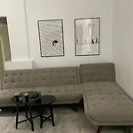 Central Stay Apartment