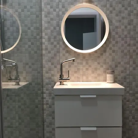 Central Stay Apartment *