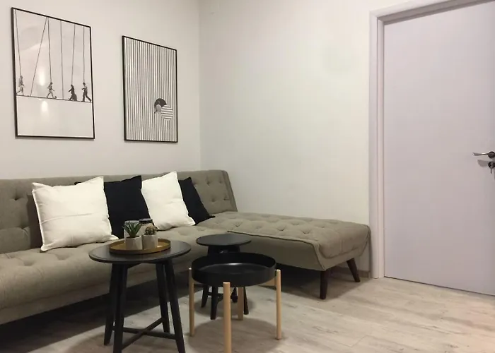 Central Stay Apartment