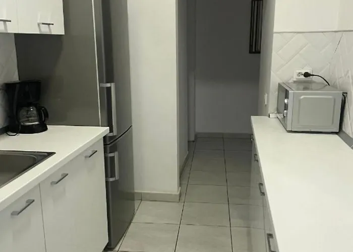 Апартаменты Central Stay Apartment