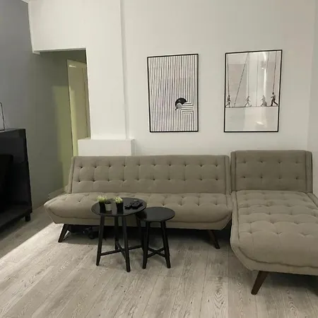 Central Stay Apartment * Bucharest
